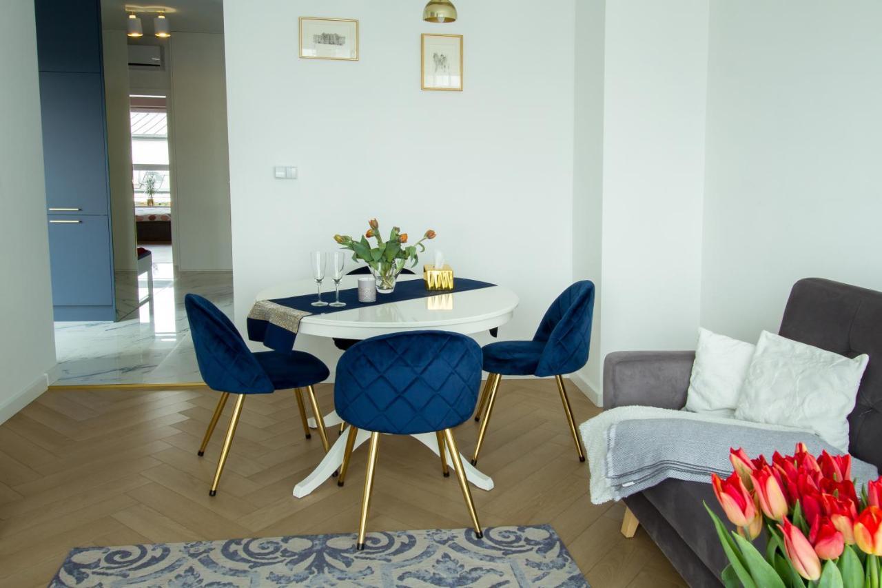 ורשה Nowy Apartment Przy Placu Szembeka מראה חיצוני תמונה