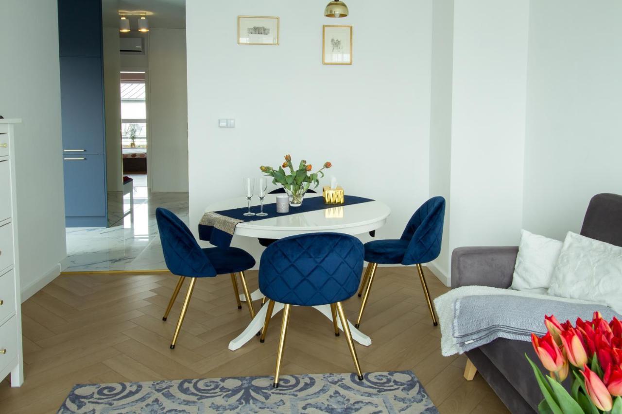 ורשה Nowy Apartment Przy Placu Szembeka מראה חיצוני תמונה