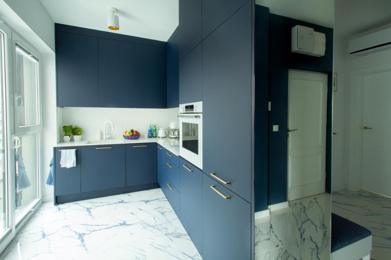 ורשה Nowy Apartment Przy Placu Szembeka מראה חיצוני תמונה